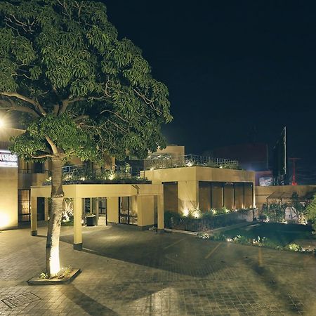 Avari Boutique Multan Luaran gambar