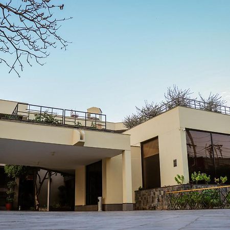Avari Boutique Multan Luaran gambar